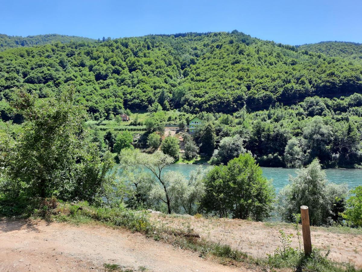 Apartmani Vila Na Drini Foca Kültér fotó