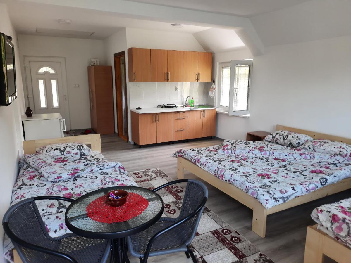 Apartmani Vila Na Drini Foca Kültér fotó