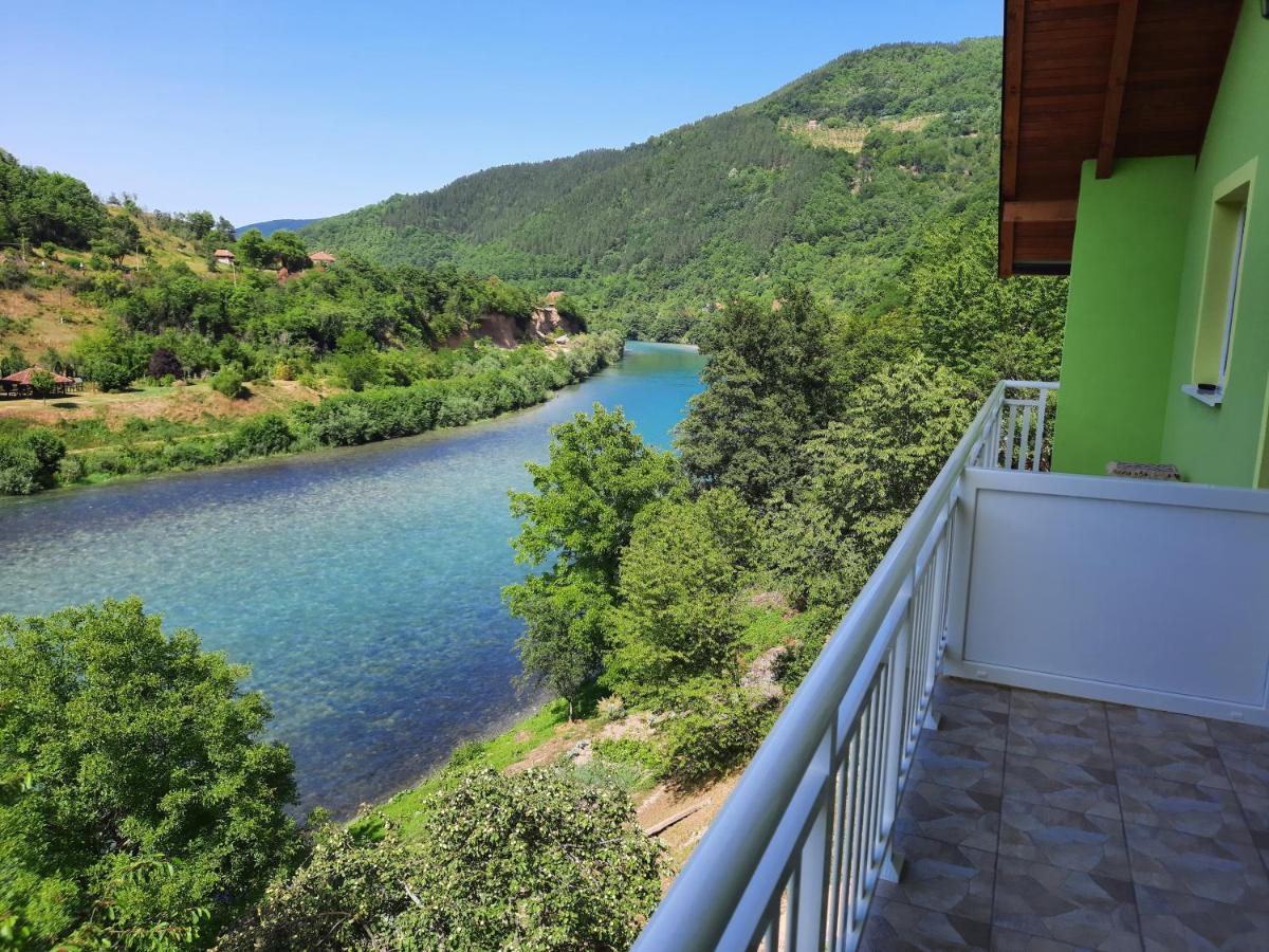 Apartmani Vila Na Drini Foca Kültér fotó