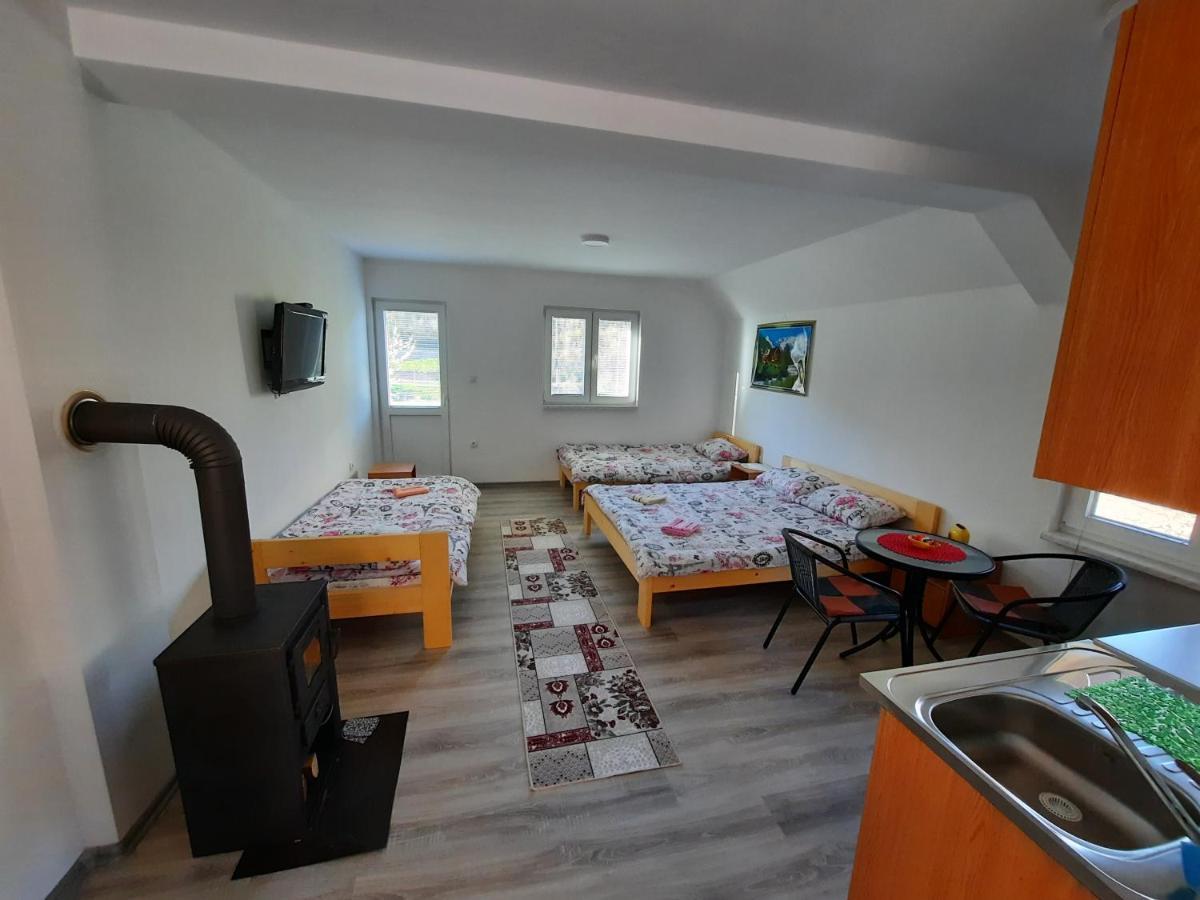 Apartmani Vila Na Drini Foca Kültér fotó