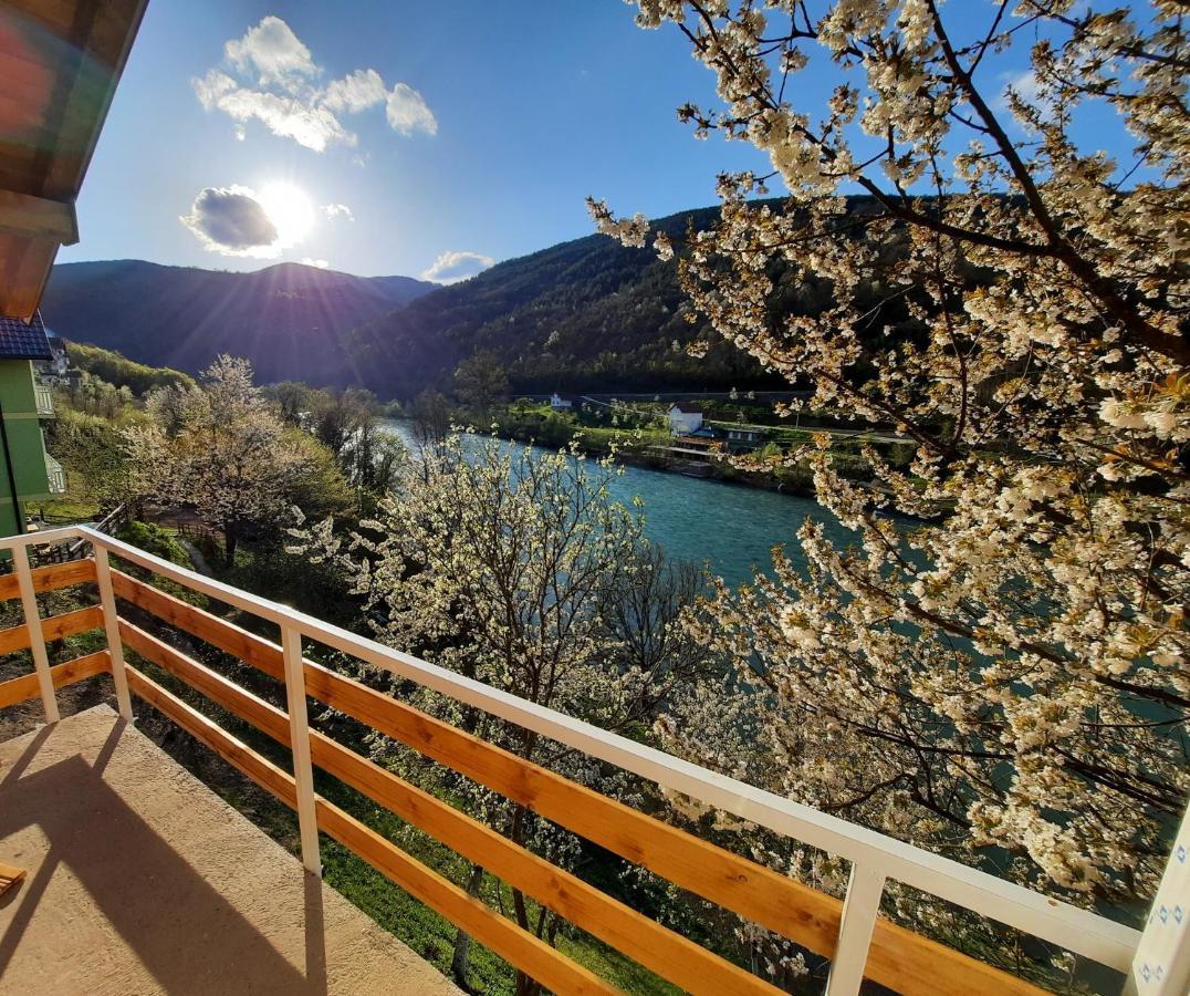 Apartmani Vila Na Drini Foca Kültér fotó