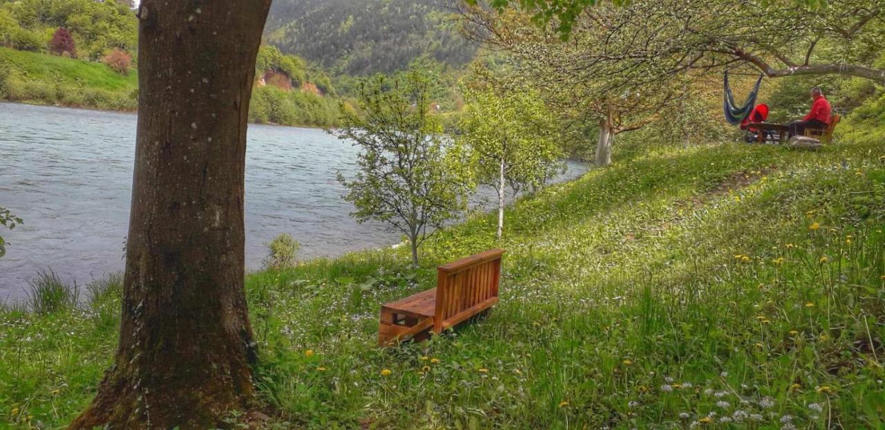 Apartmani Vila Na Drini Foca Kültér fotó